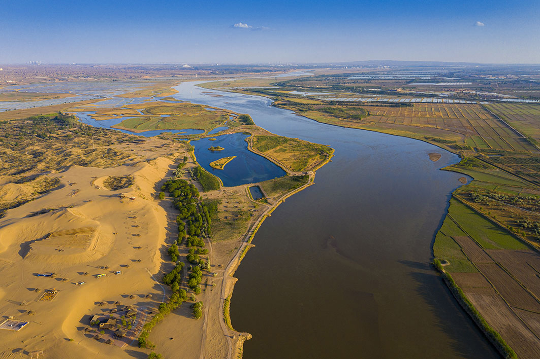 115黄河古渡-范毅强.jpg 115黄河古渡-范毅强.jpg