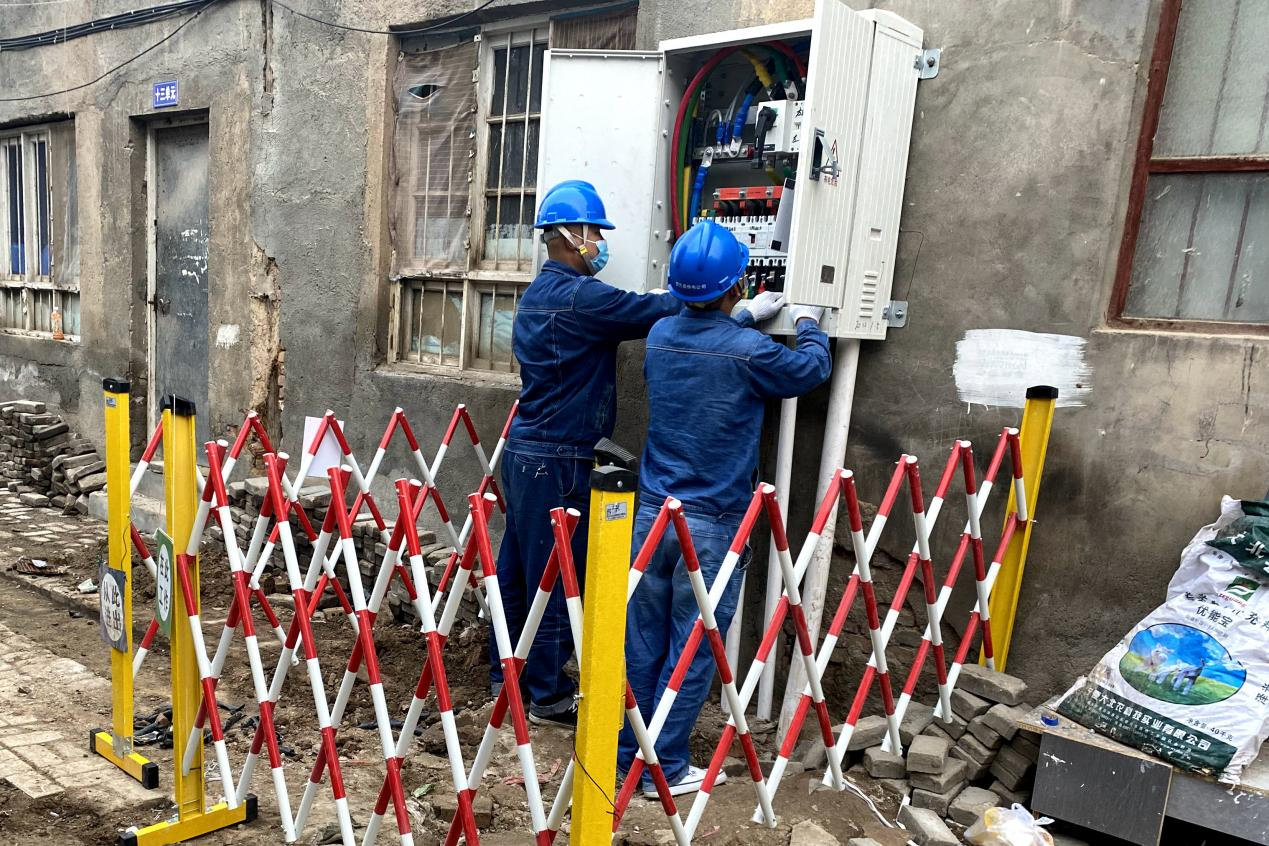 国网贺兰县供电公司：电力抢修确保“十一”假期用电安全