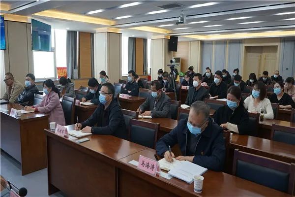 自治区药品监督管理局召开新任职干部集体谈话会