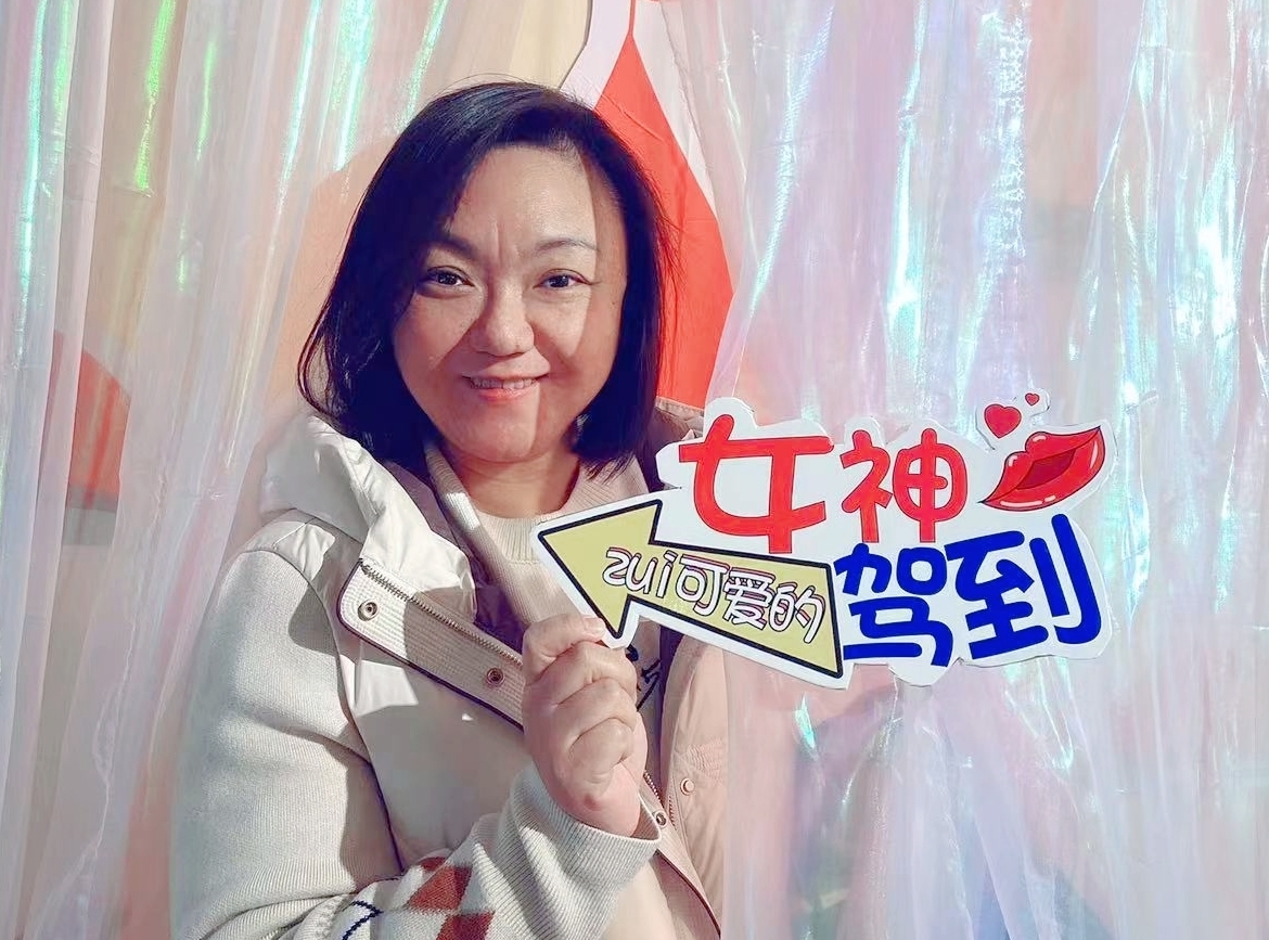 王瑛.jpg