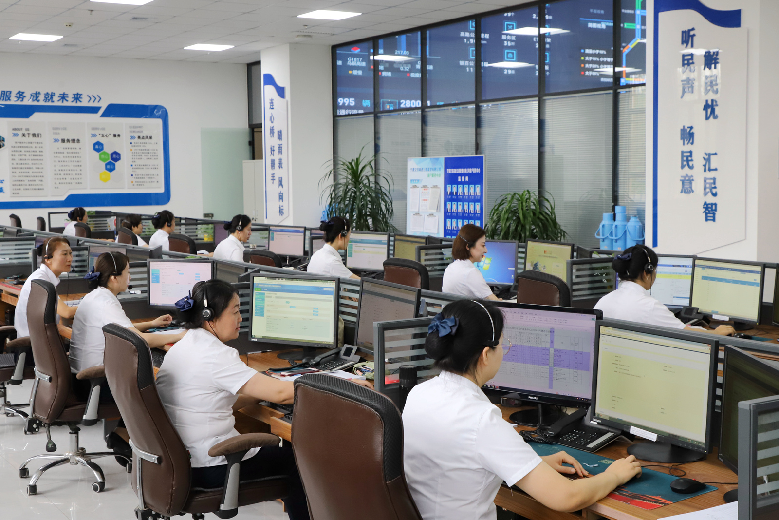 董明珠：常常批判职工是对我们担任 我年轻时自己带娃不靠爸爸妈妈