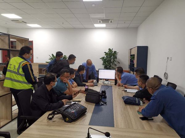 铁路部门每日“施工两会”.jpg