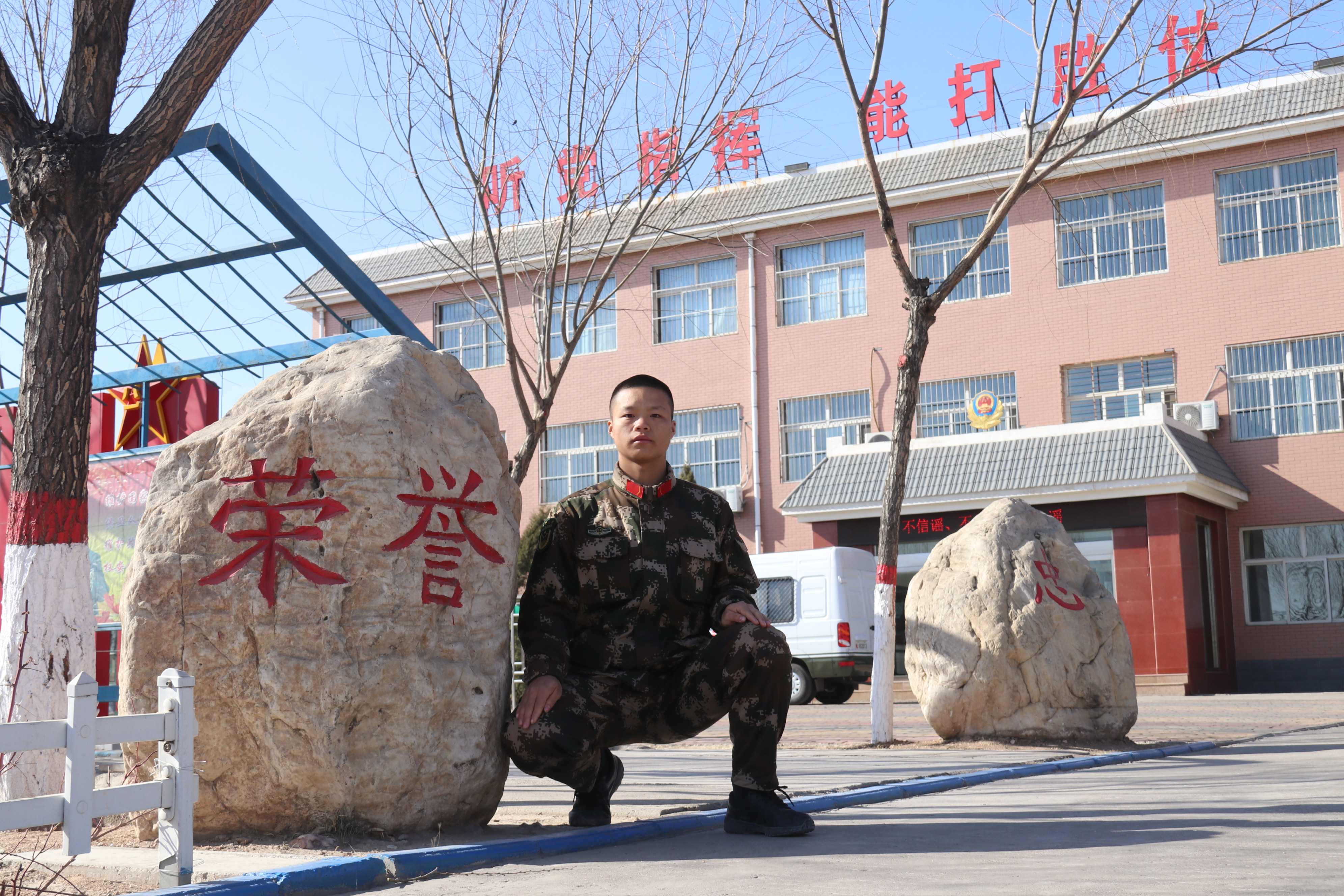 吴    昊.JPG
