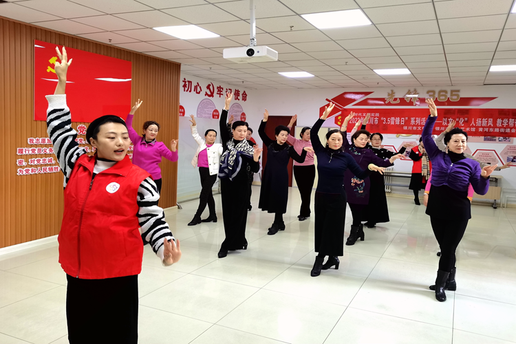 银川市金凤区金家巷社区：深化共驻共建 情暖与爱同行