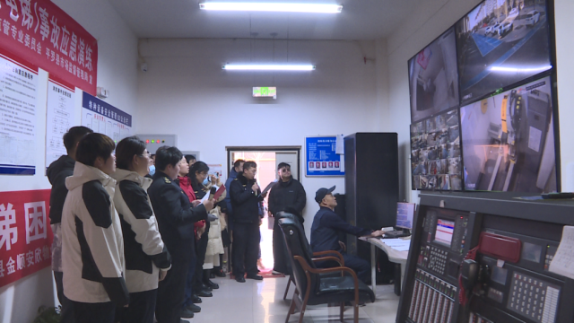 平罗县开展特种设备（高层电梯）事故应急救援演练和高层电梯安全管理培训