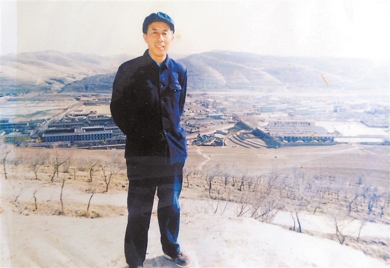 ly8849_s.jpg