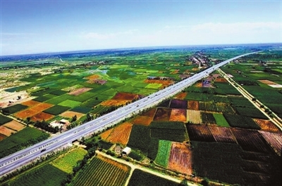 鸟瞰姚叶高速公路。资料图片