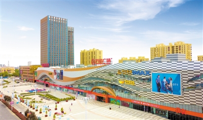 <p>　　万达广场打造吴忠市商贸新中心。</p>