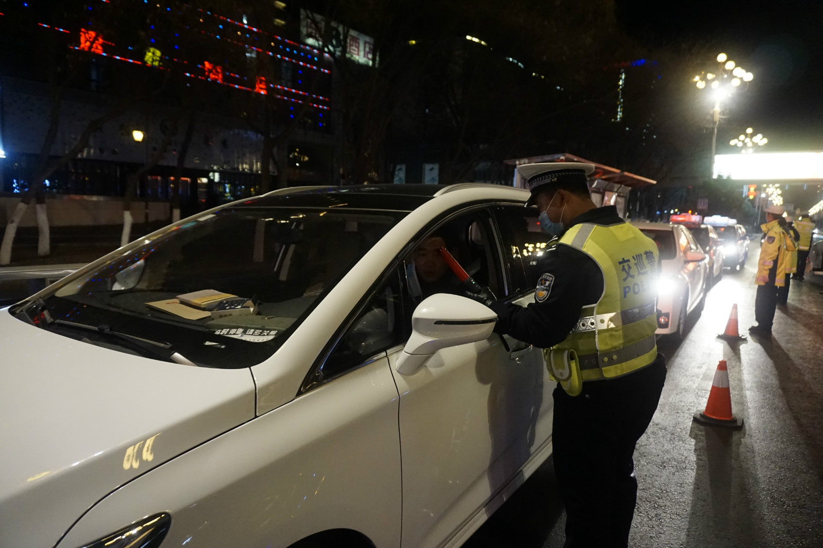 记者直击岁末年初宁夏交警重拳出击查酒驾