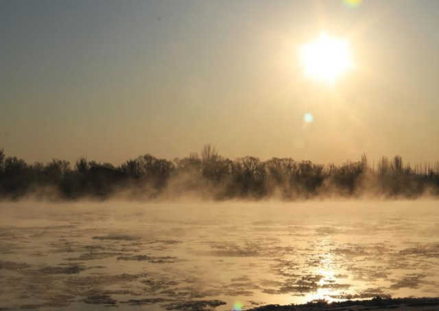 黄河三盛公水利枢纽库区出现“水煮黄河”景观