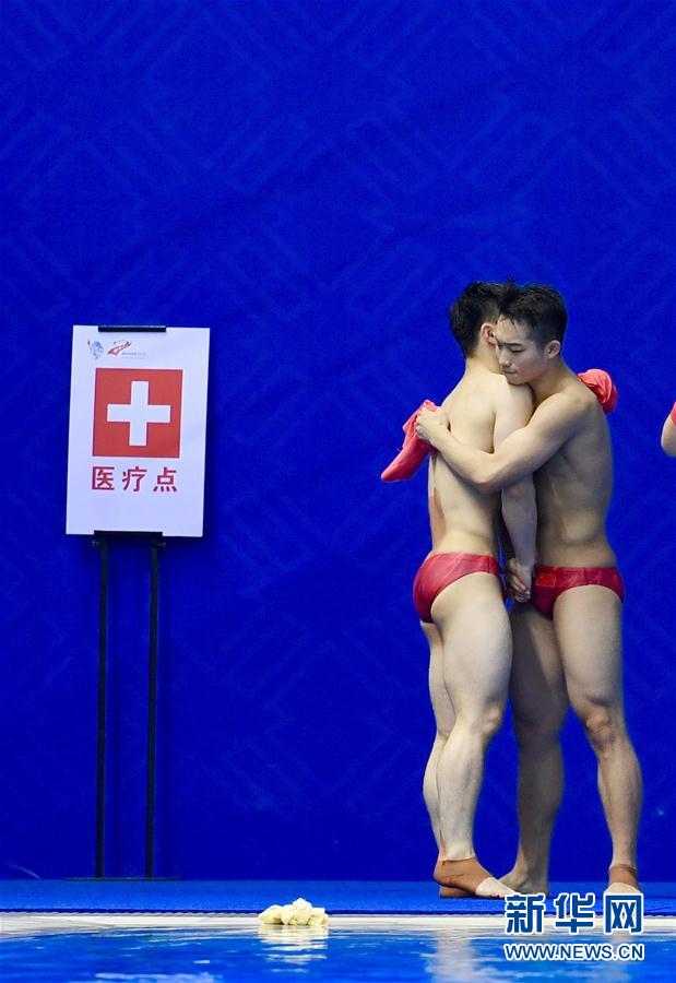 （军运会）（8）跳水——男子双人3米板：王宗源/谢思埸获冠军