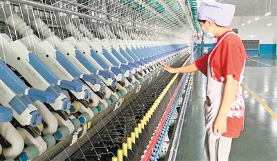 <p>　　培育纺织产业吸纳群众就业。</p>