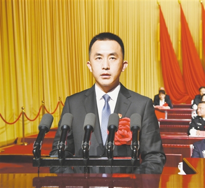 <p>　　刘伯飞发言。</p>