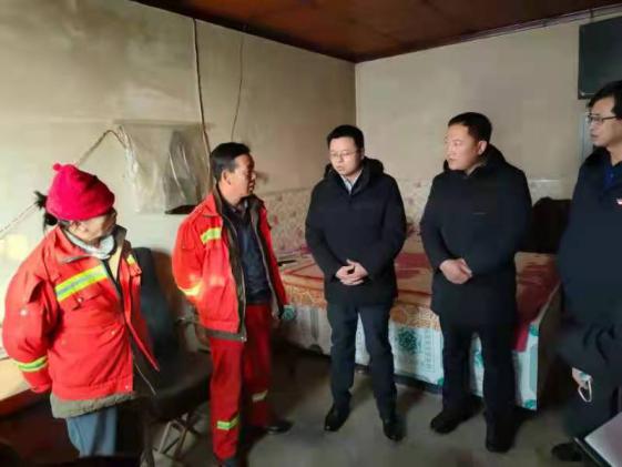 周浩县长督查指导森林草原防火工作