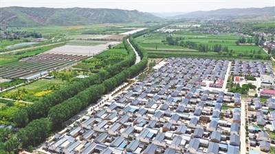 <p>　　彭阳县沙塘镇清泉生态移民新村。　　　　　　　　　　　　　　　　　　　　　　　　　　　　　　　　　　　　　　　　　　　　　　　　　　　　　　　　　　　　　　　　　　　　　　　　　　　　　　　　　　　　　　　　本报记者　党硕　摄</p>