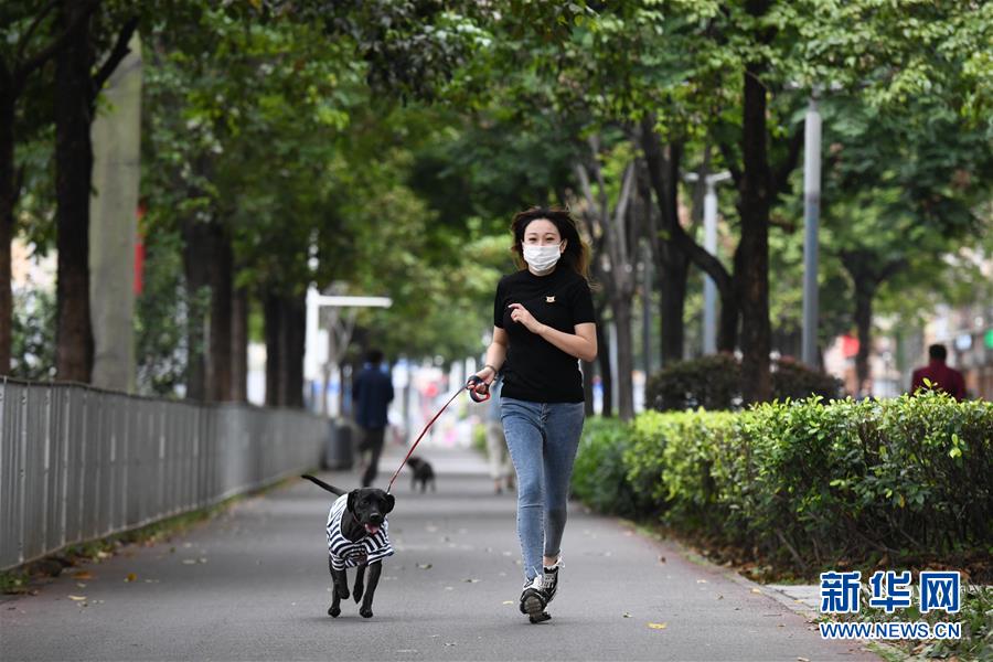 （图片故事）（7）献出“小力量”，勇敢向前冲——回访“90后”志愿者李文琦