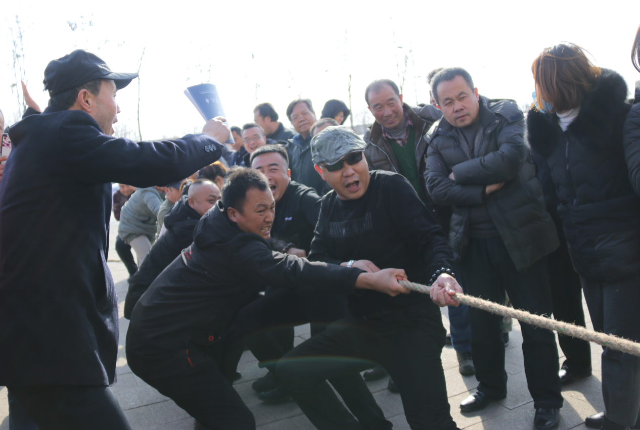 2019年度职工运动会拔河比赛.jpg