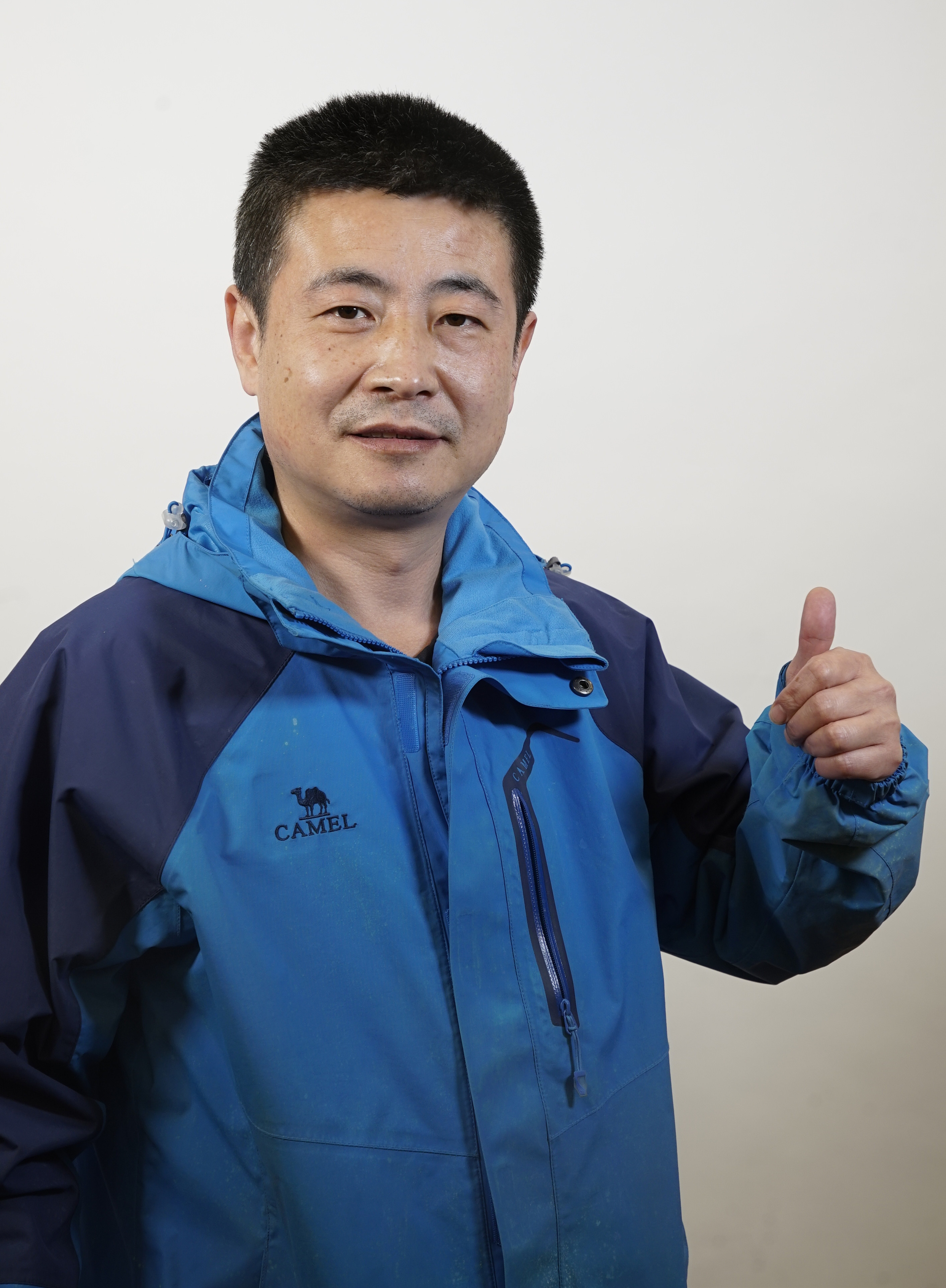 李孟飞