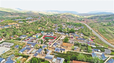 p 泾源县大湾乡杨岭村,随着收入增速加快,村民的生活水平明显提高.