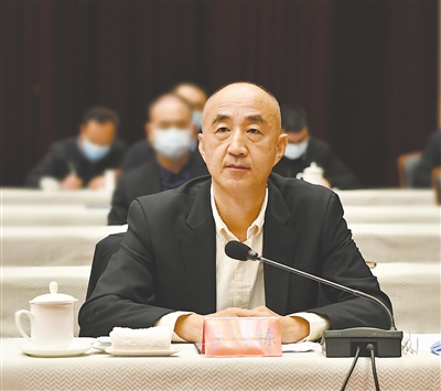 <p>　　华润集团党委委员、副总经理　　　王传栋</p>
