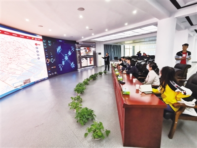 <p>　　“互联网+网格”社会治理综合信息平台。</p>