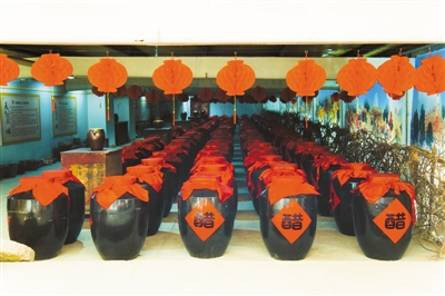 <p>　　强家老醋。</p>