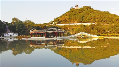 <p>　　卧龙山公园</p>