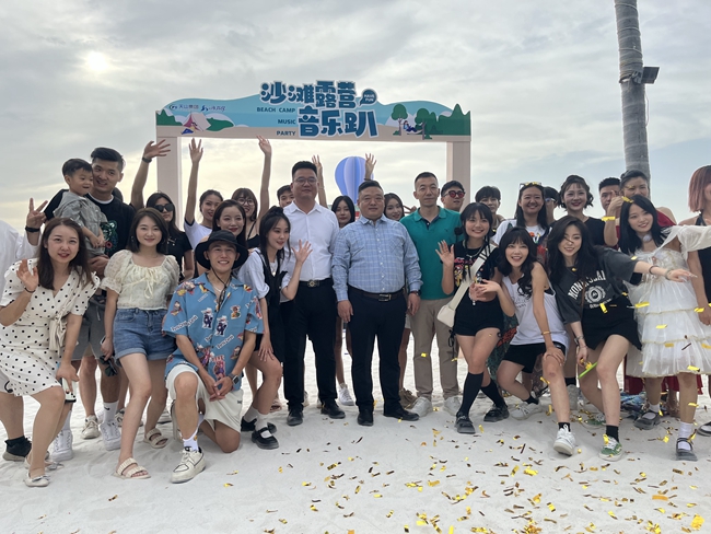 现场合影_副本.jpg