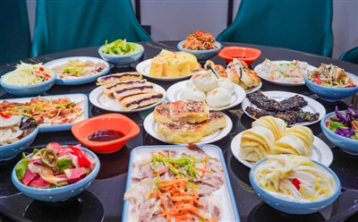 <p>　　早茶文化　　　　（本版文图均由吴忠市文化旅游体育广电局提供）</p>