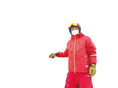 <p>　　许鹏带队赴加拿大蒙特利尔参加比赛。</p>