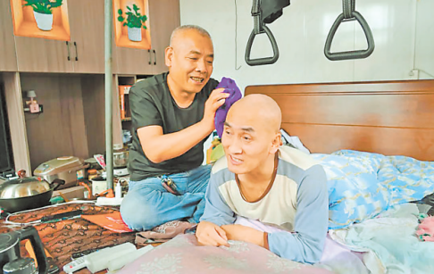 刘金录：为邻“撑伞”二十载 诠释平凡...