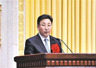 <p>　　马玉山发言。</p>