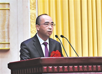 <p>　　丁茂生发言。</p>