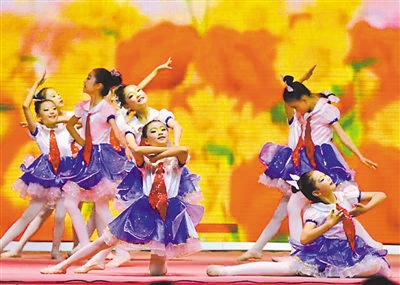 建党100周年儿童舞蹈图片