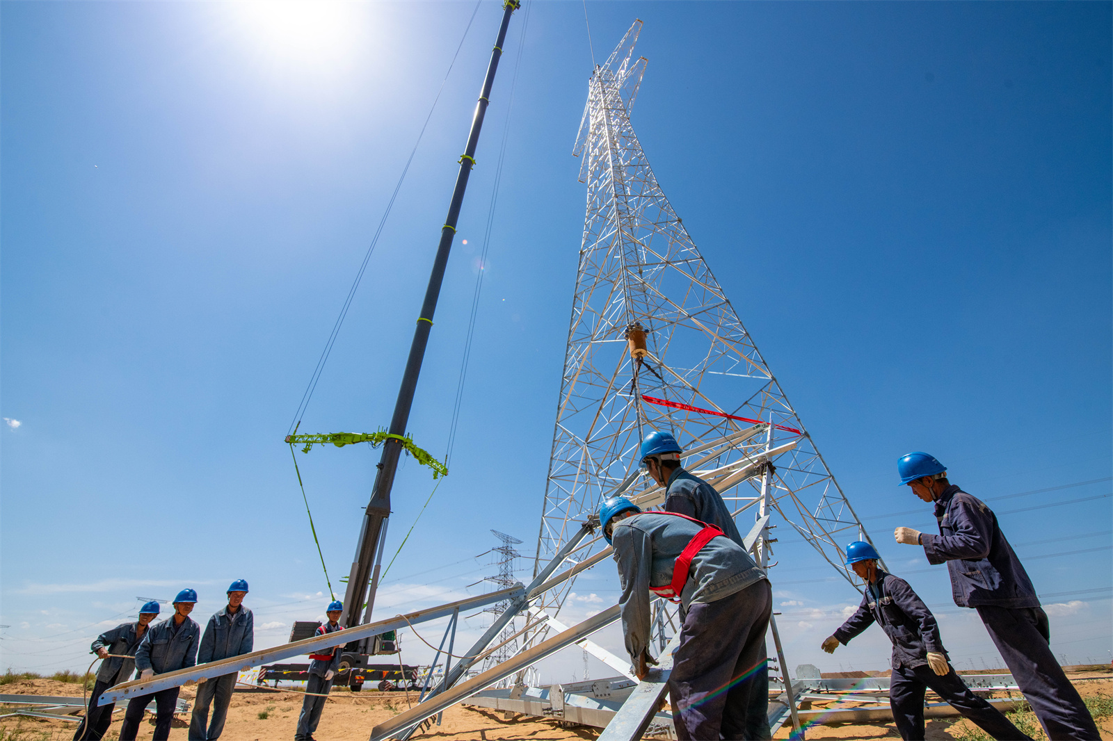 湖南送变电公司完成世界最高电压等级线路工程导地线展放 - 今日关注 - 湖南在线 - 华声在线