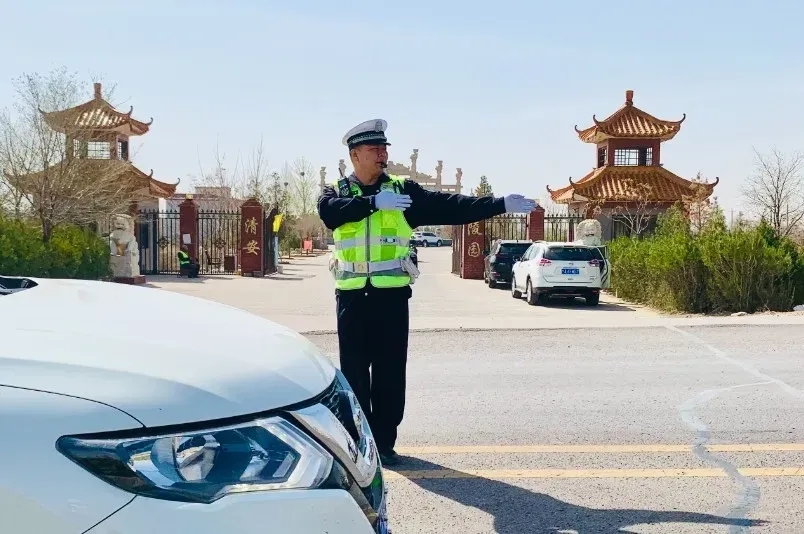 银川公安:守护平安清明 绘就暖心画卷-宁夏新闻网
