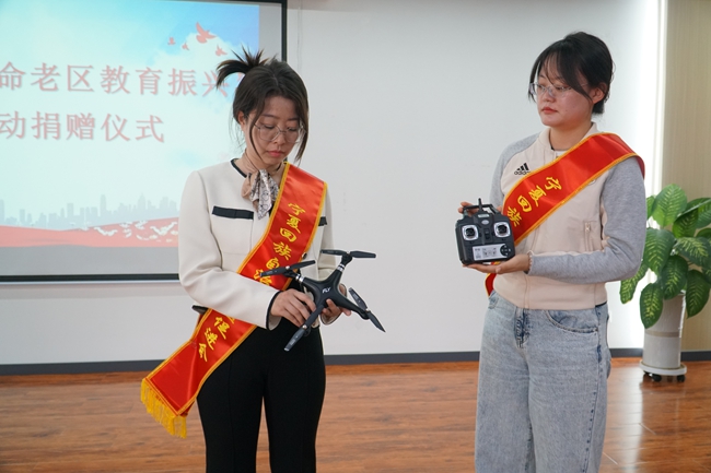 大疆_副本.jpg