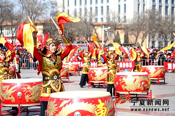 惠农区园艺镇秧歌社火队元宵节展演获大奖