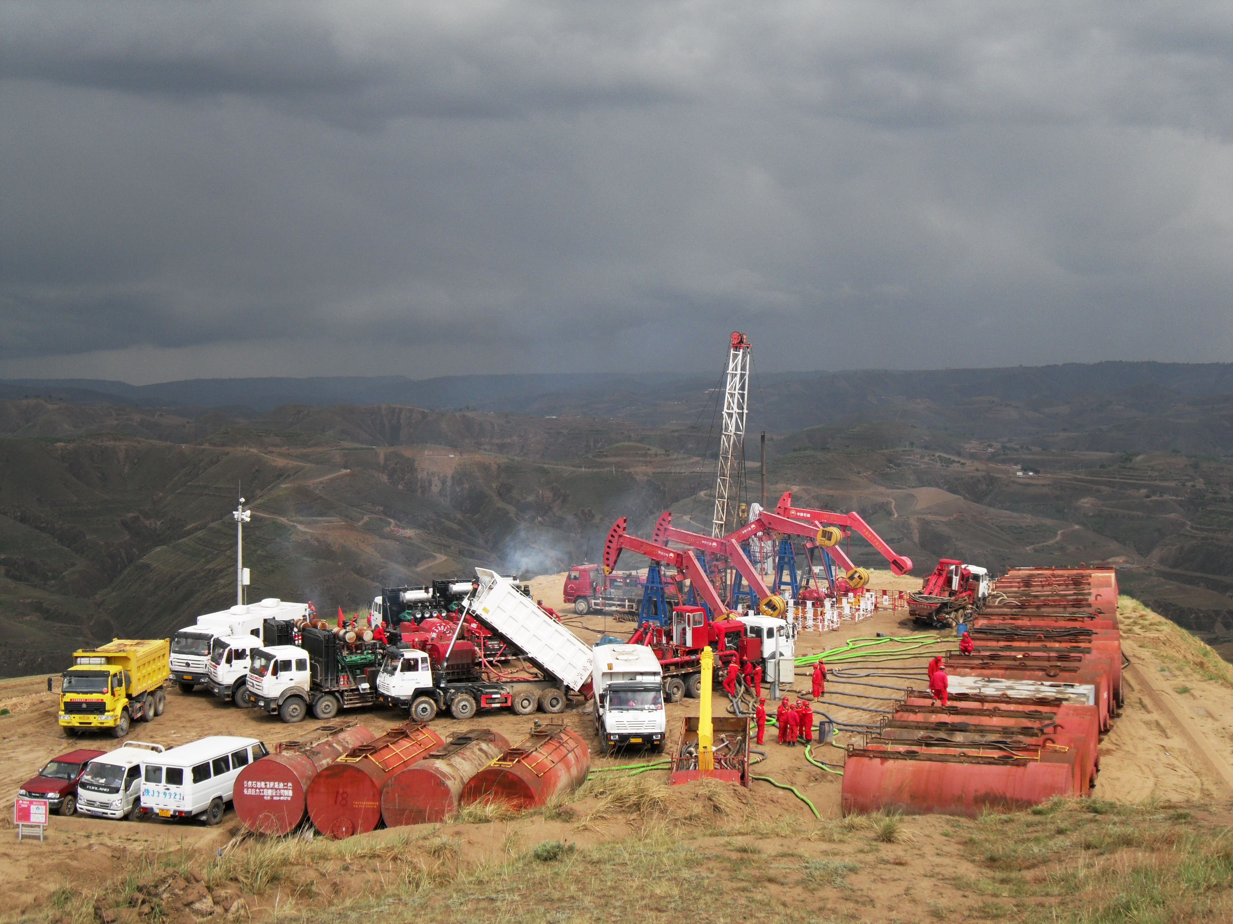 不忘初心担使命  砥砺前行创佳绩 长庆油田采油九厂连续8年稳产百万吨