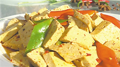 <p>　　老豆腐。</p>