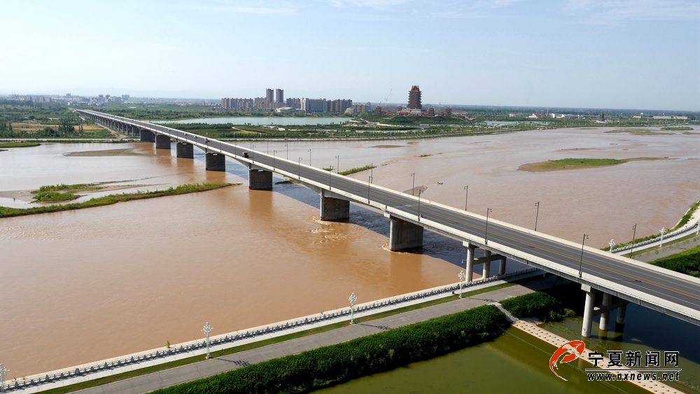 图11.吴忠黄河公路特大桥.JPG
