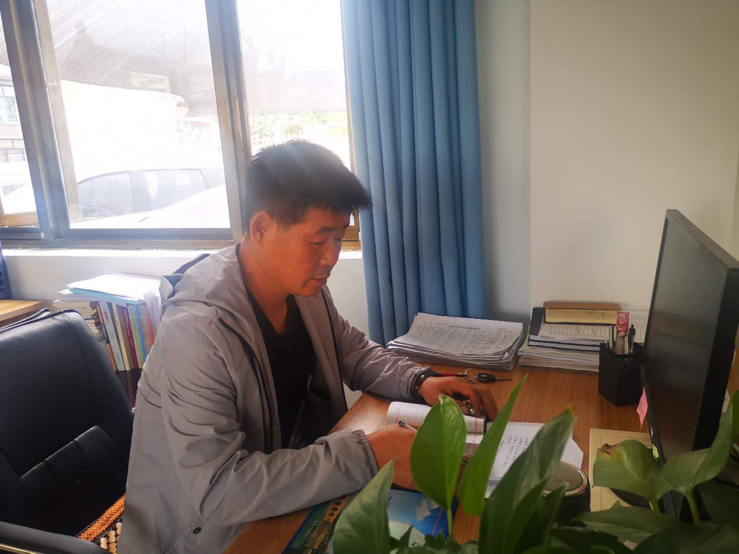 9、刘学军.jpg