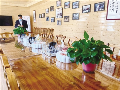 <p>　　刘克瑞家的茶室整洁而明亮。</p><p>　　本报记者　　裴云云　摄</p>