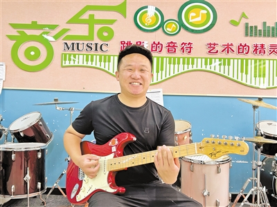 宽松的创业环境，让张鹏能够做自己喜欢的事。