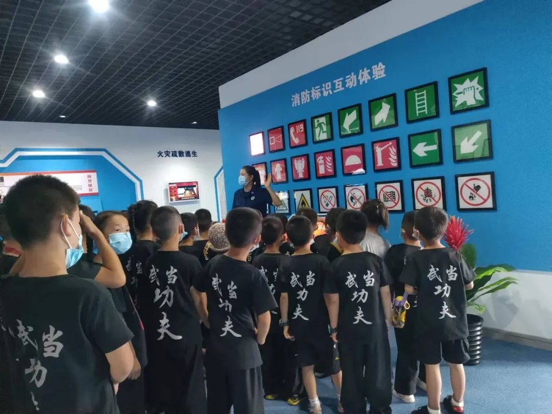 微信图片_20220826001713.jpg